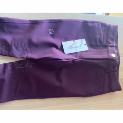 pantalon de cheval couleur bordeaux