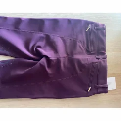 pantalon de cheval couleur bordeaux