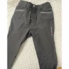 Pantalon Equiline gris