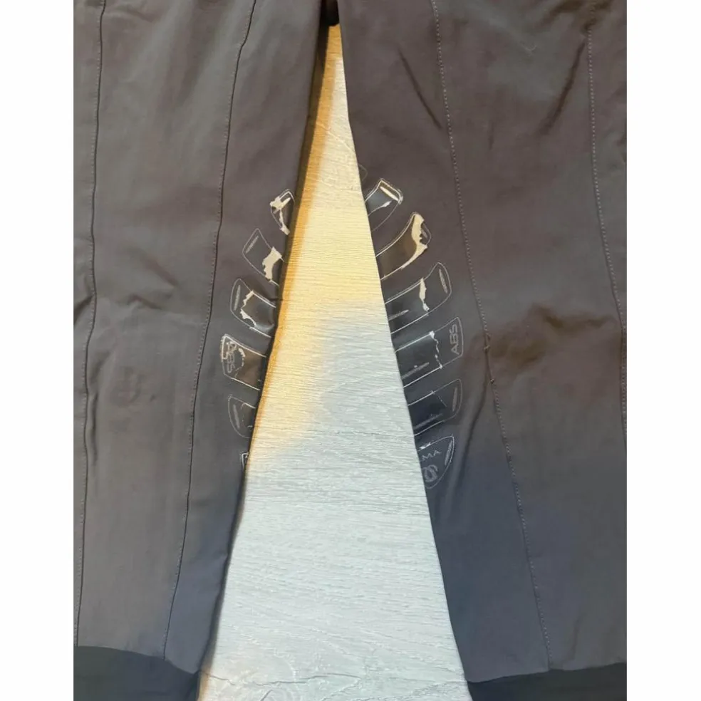 Pantalon Femme Carma taille 36 gris