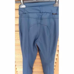 pantalon imperméable et doublé polaire.