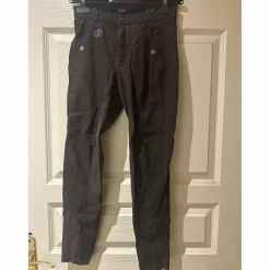 Pantalon komutekir