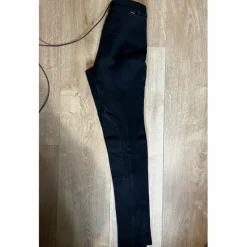 Pantalon noir XS décathlon