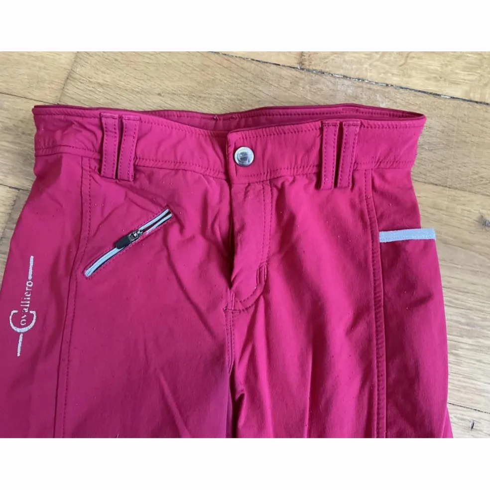Pantalon rouge