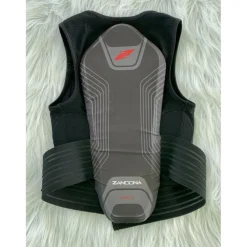 Protection de dos enfant Zandona
