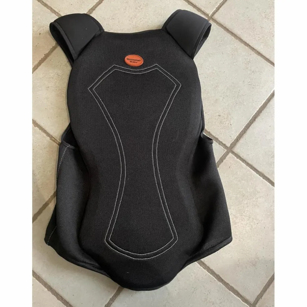 Protection dorsale comme neuve