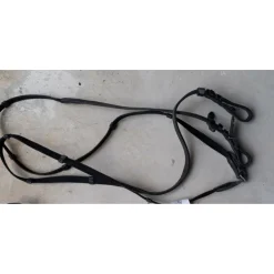 Rênes sangle et cuir noires