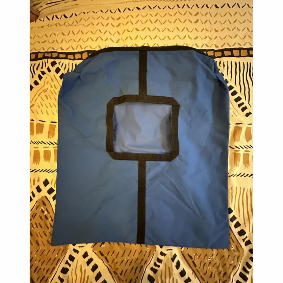 Sac à foin premium Equithème bleu en tissu, utilisé une seule fois