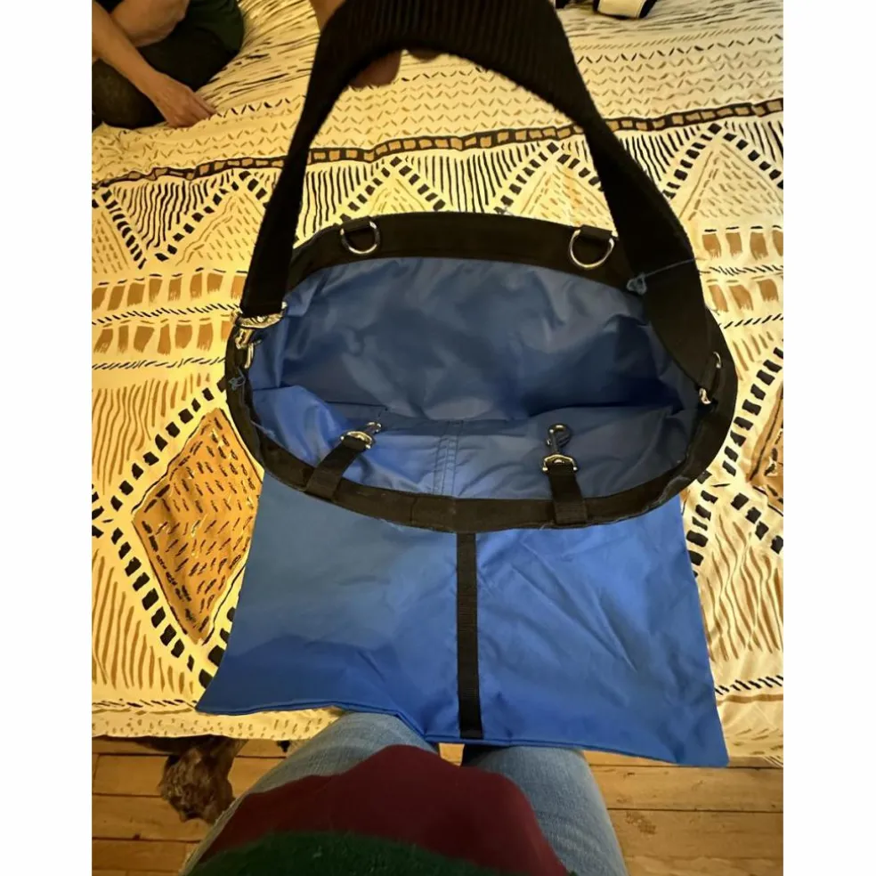 Sac à foin premium Equithème bleu en tissu, utilisé une seule fois