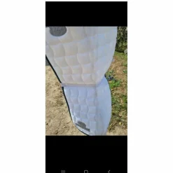 Sac à selle et tapis devoucoux