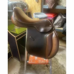 Selle 17 pouces
