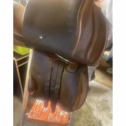 Selle 17 pouces