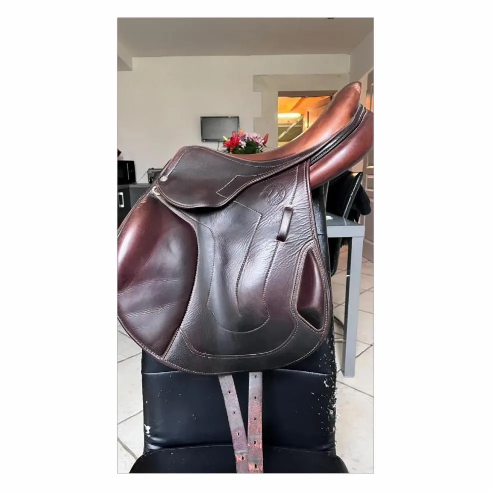 Selle antares et bavette