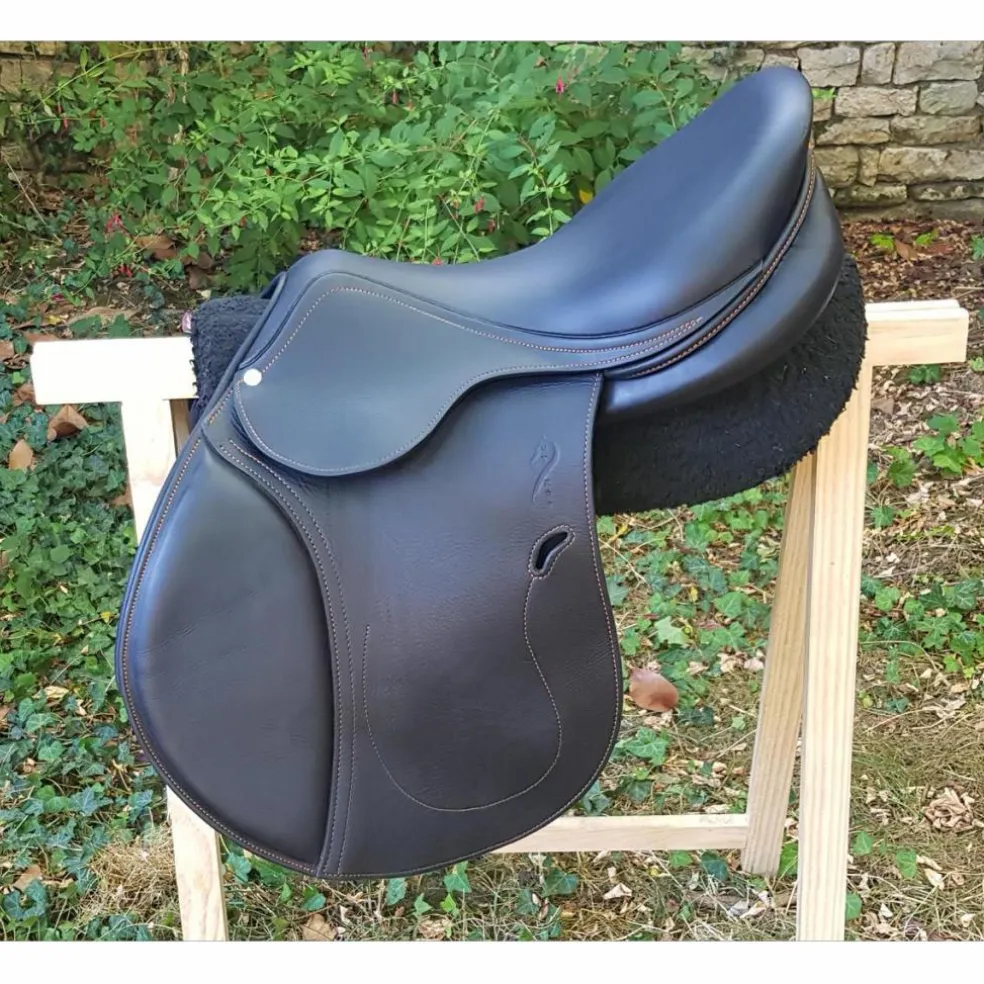 Selle Antarès modèle évolution neuve
