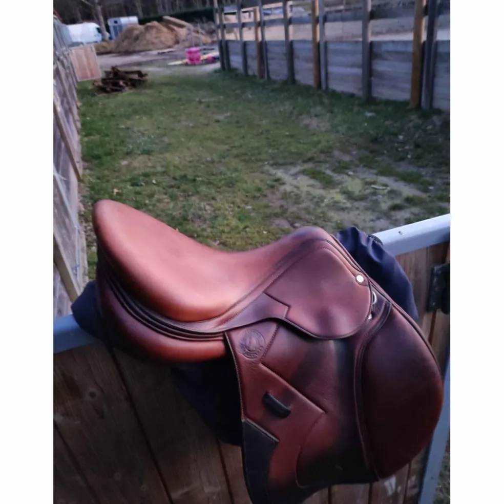Selle Antarès Signature doublée veau