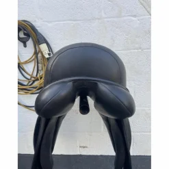 Selle Arno Brands 17,5 pouces