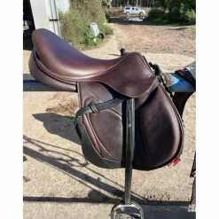 Selle atelier façon cuir