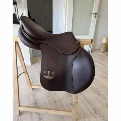 Selle Athena Bruno delgrange 17,5 obstacle