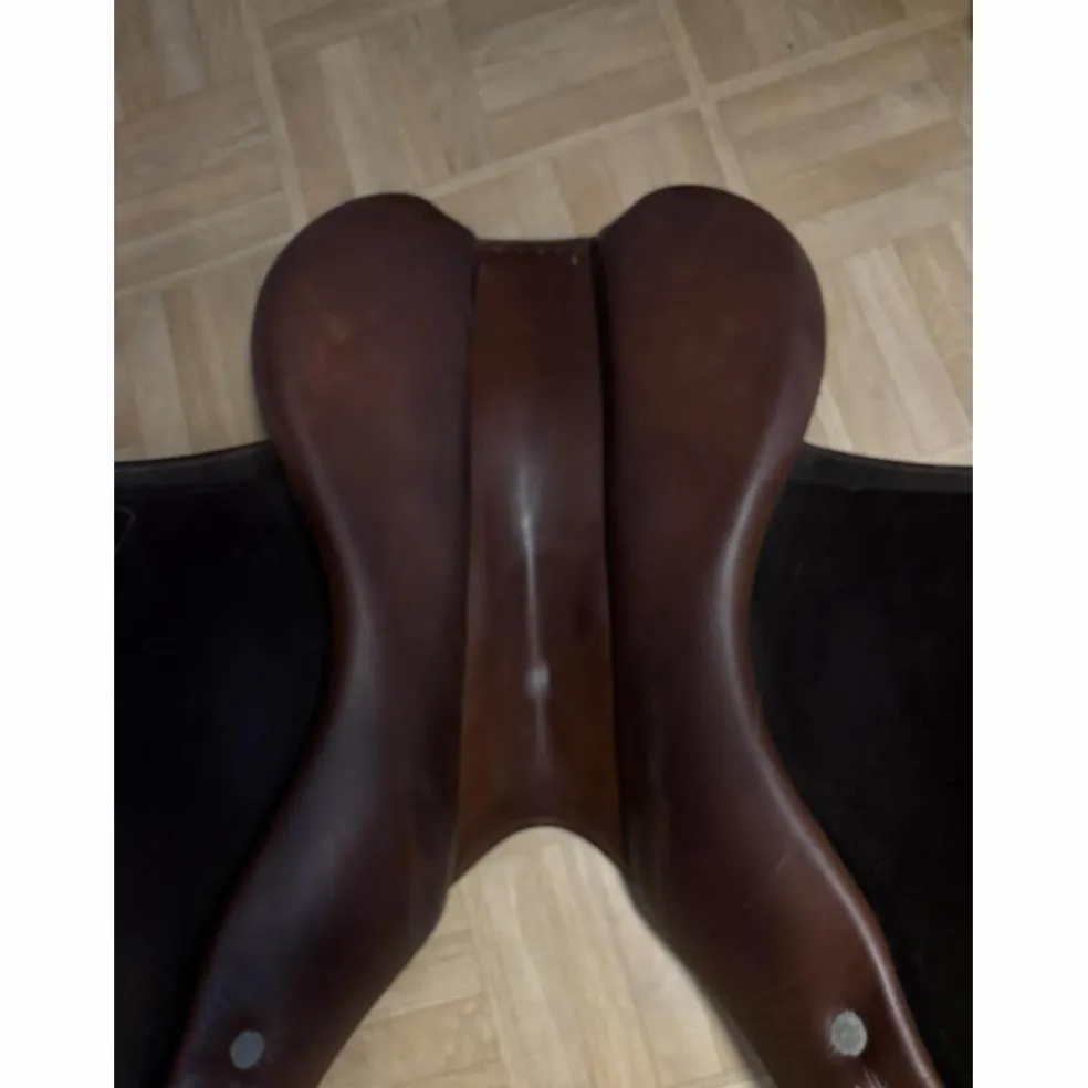 selle Bruno Delgrange modèle Virtuose 17,5