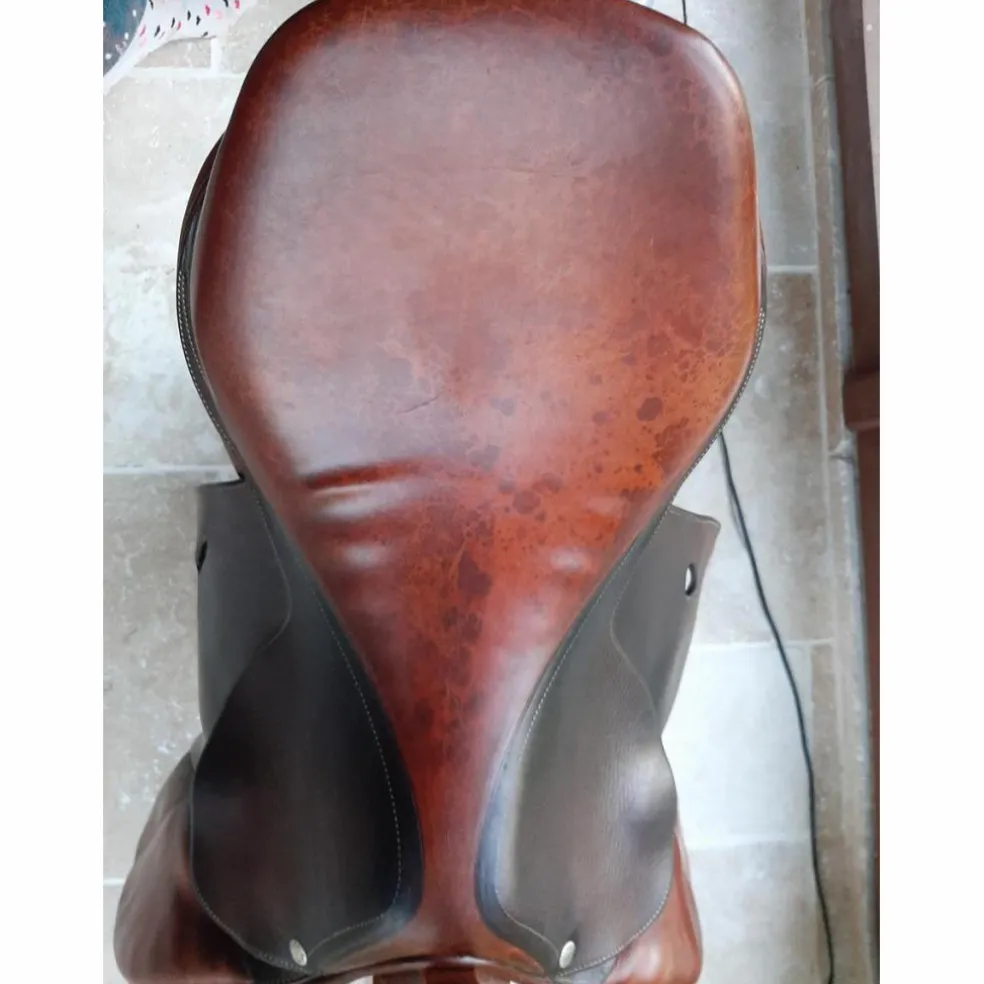 Selle Butet mixte 17,5 pouces