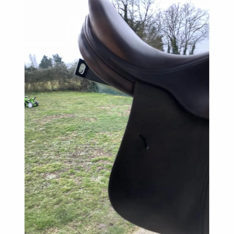 selle by Antares