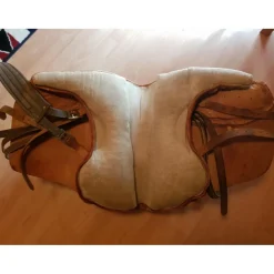 selle camargue cuir