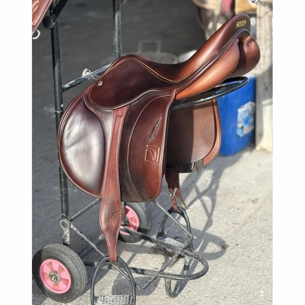 Selle Childeric 18"