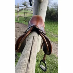 Selle Childeric 17 Pouces
