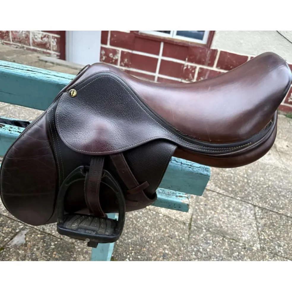 Selle childeric avec étriers flexon