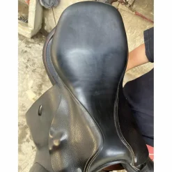 Selle childeric noire