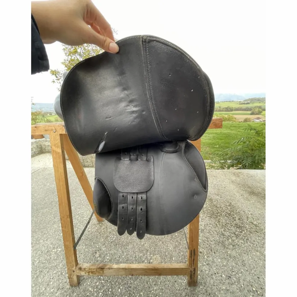 Selle Childéric 17p