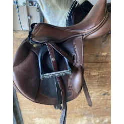 Selle cross fitter Eric Thomas 17’