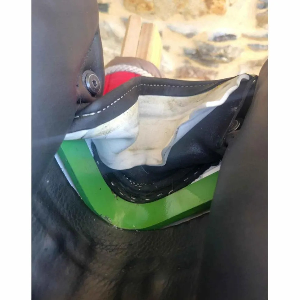 selle cuir fouilloux 17"5