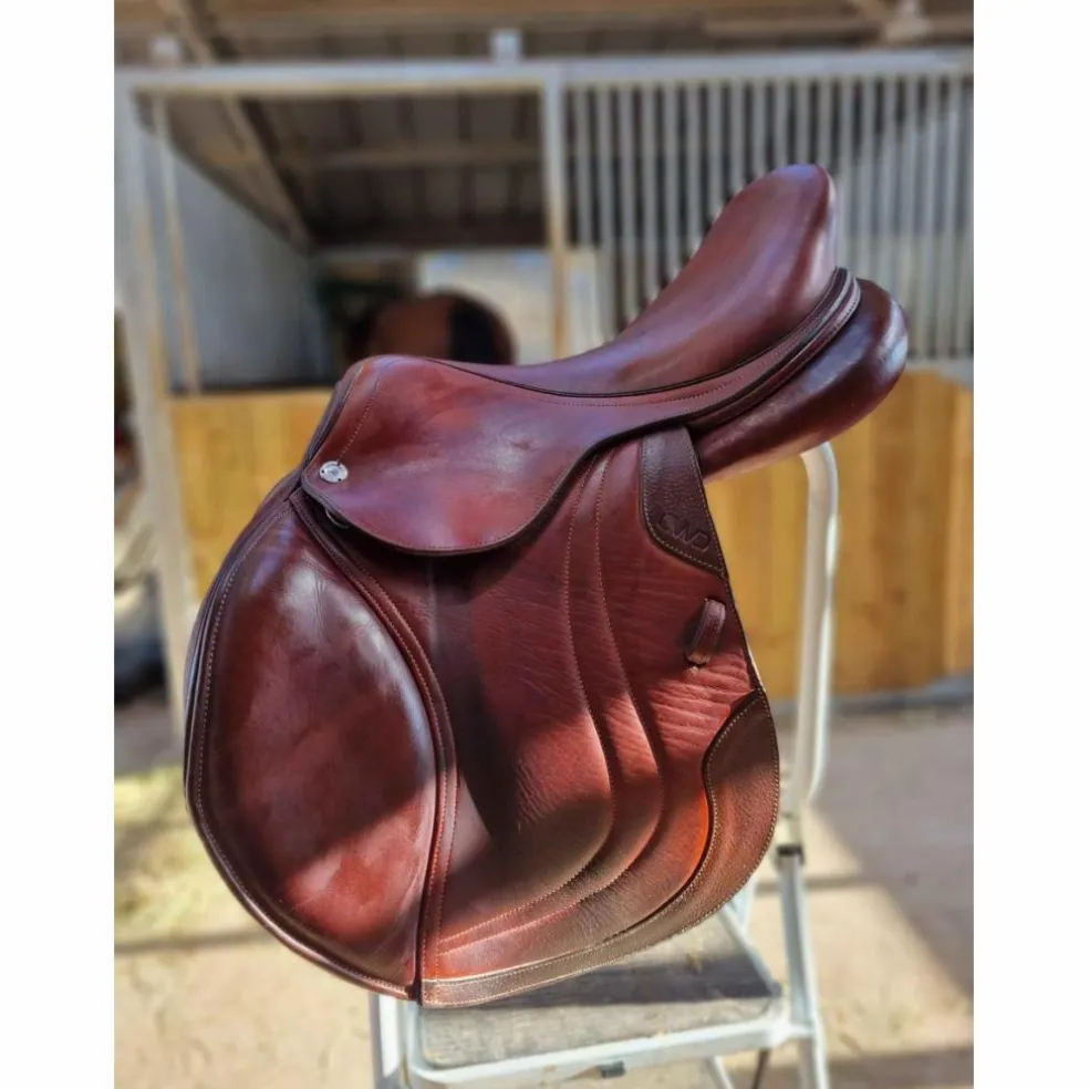 Selle cwd 17 pouces