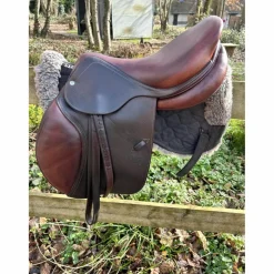 selle cwd 17 pouces