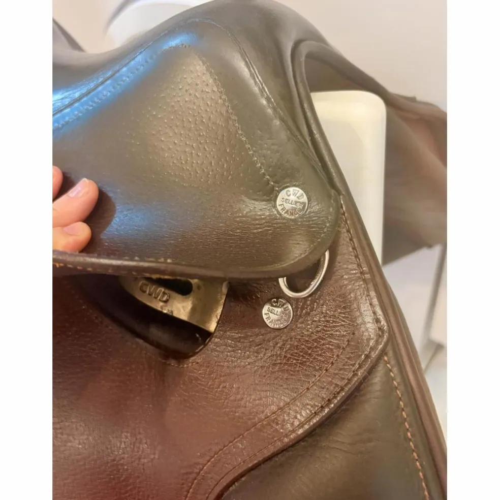 selle CWD 17 pouces