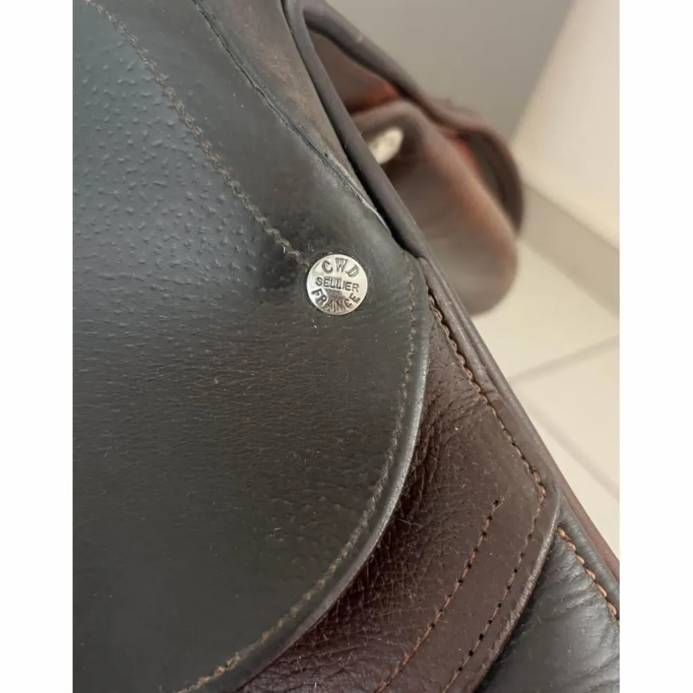 selle CWD 17 pouces