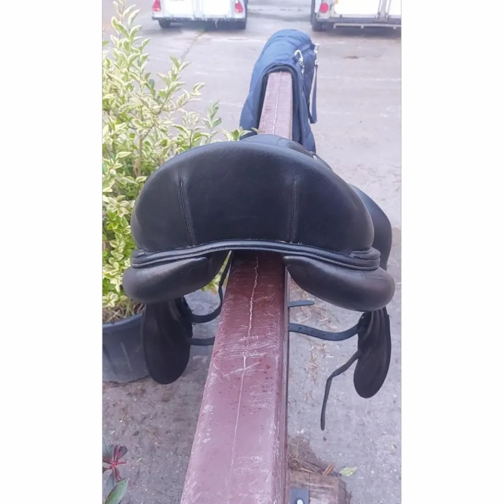 Selle CWD dressage