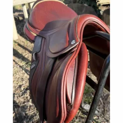 Selle CWD mademoiselle 17 pouces