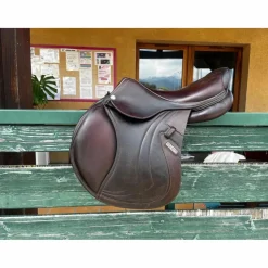 Selle CWD Mademoiselle Se 32 . Année 2023