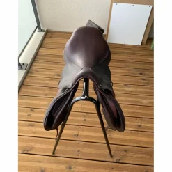Selle CWD Sellier 17,5 pouces