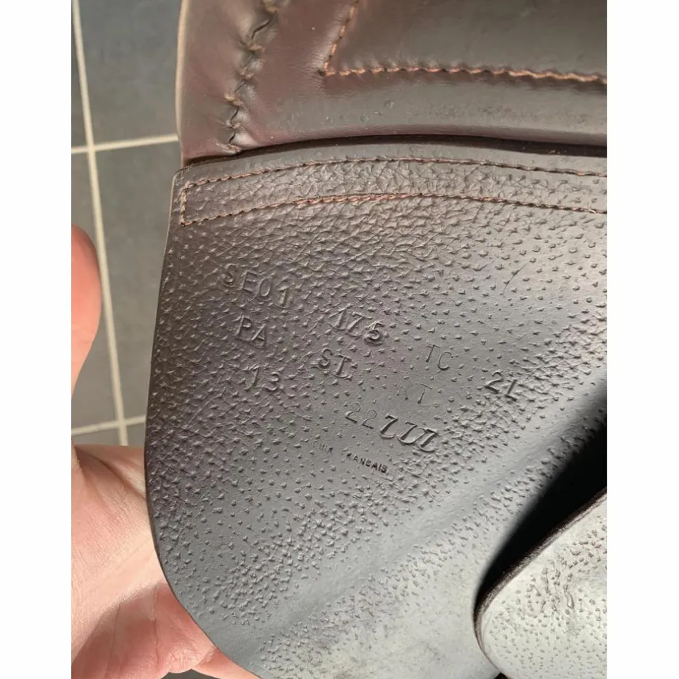 Selle CWD Sellier 17,5 pouces