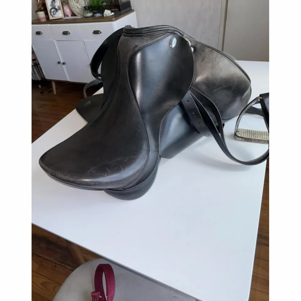 Selle DA SADDLES 17' Cuire Noir