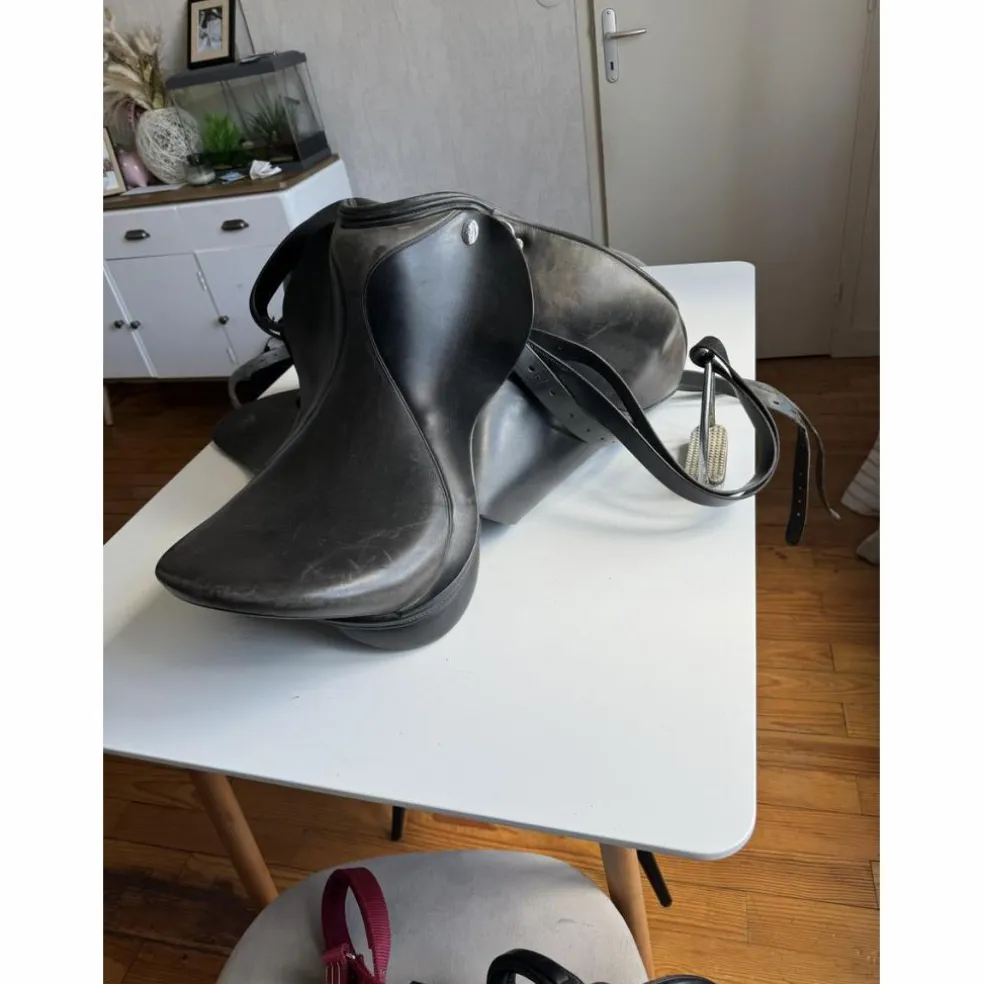Selle DA SADDLES 17' Cuire Noir