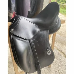 Selle de dressage