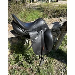 Selle de dressage