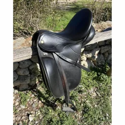 Selle de dressage