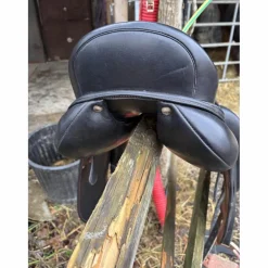 Selle de dressage