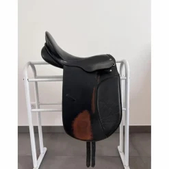 Selle de dressage