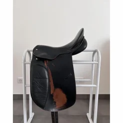 Selle de dressage